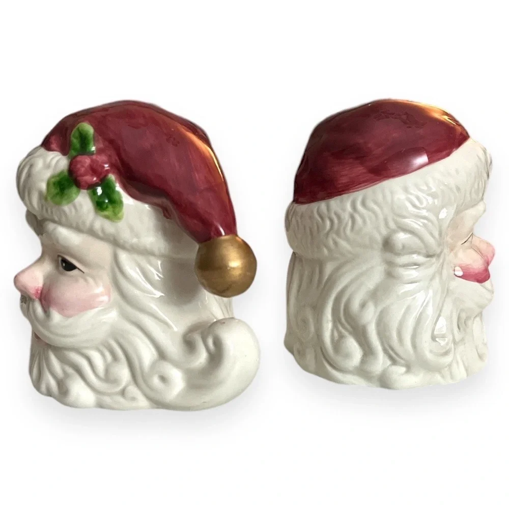 Vintage Big Ceramic Santa Claus Head Salt & Pepper Shakers Hand‎ Painted 4” H